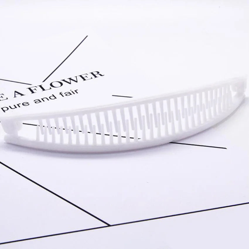 1PC Plastic Hair Clips Comb Banana Shaped Women Girls Hairpins For Party Birthday Headdress Hair Clip Comb Hair Accessories